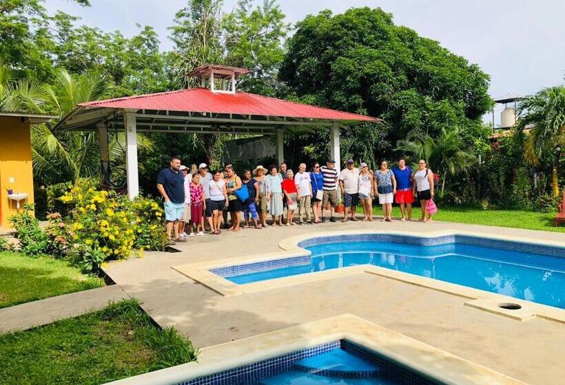 پانسیون Hostal Nathaly