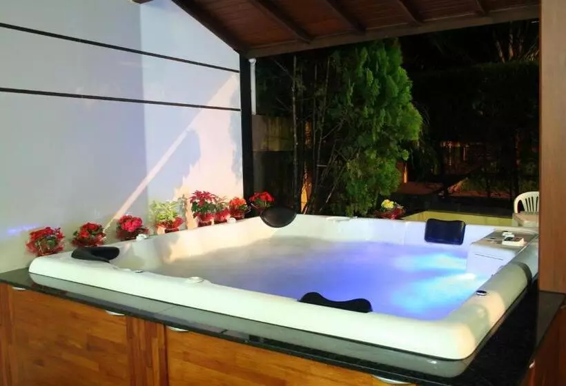 ペンション Pousada Do Lago