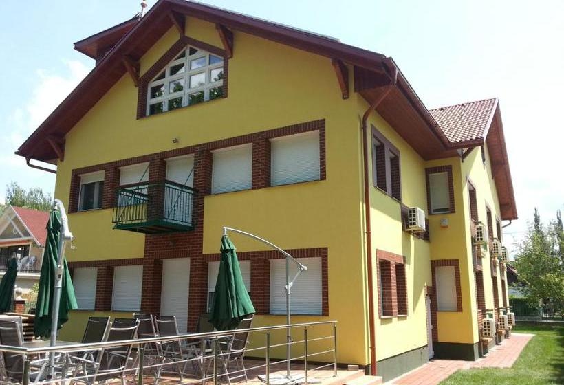 Pensionat Sába Ház
