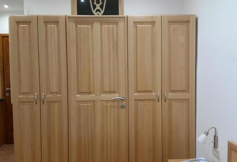 Pensionat Sába Ház