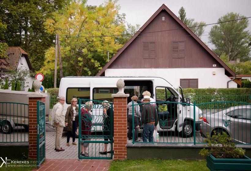Pensionat Sába Ház