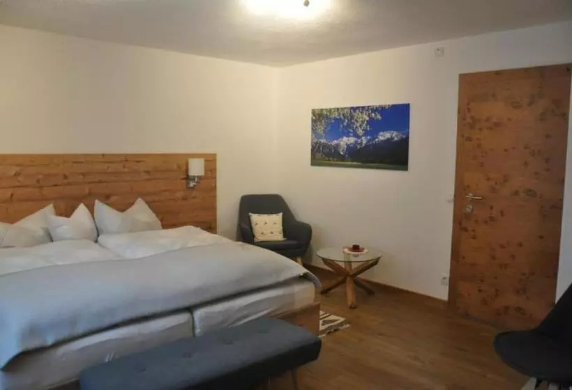 هاستل Gästehaus Mayer