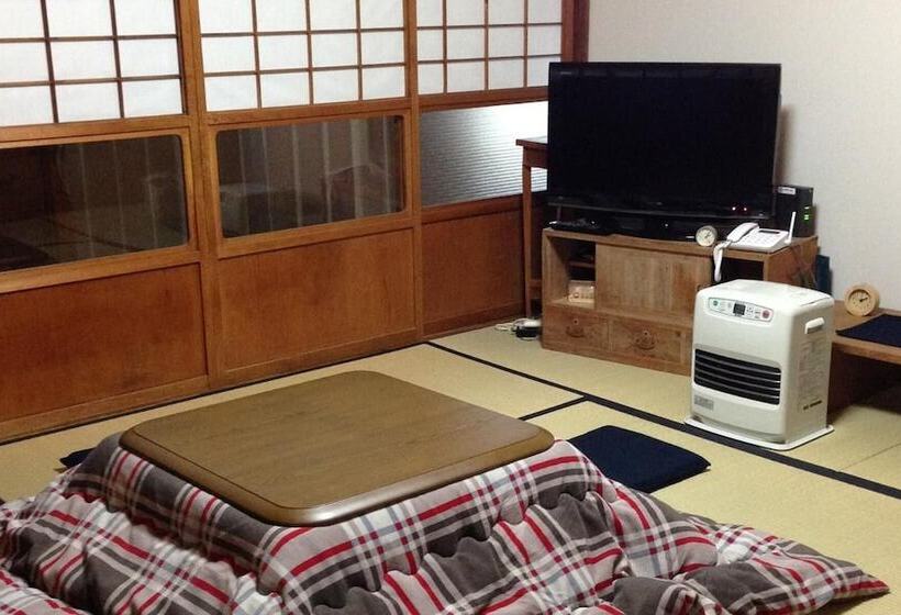 Pensió Guest House Yamashitaya