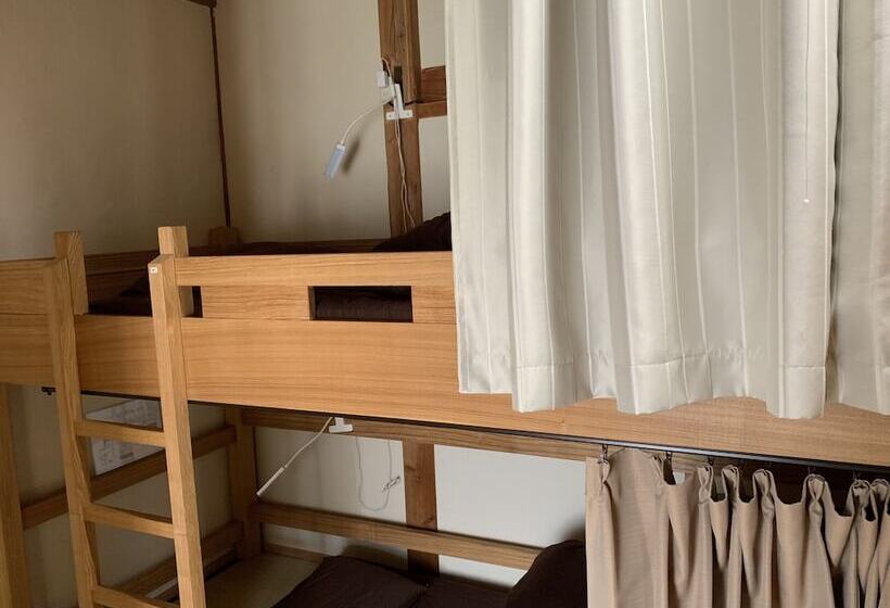 Pensió Guest House Yamashitaya