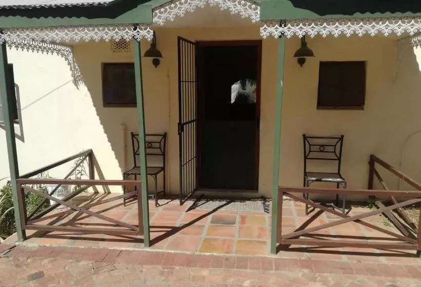 Majatalo House On Plein