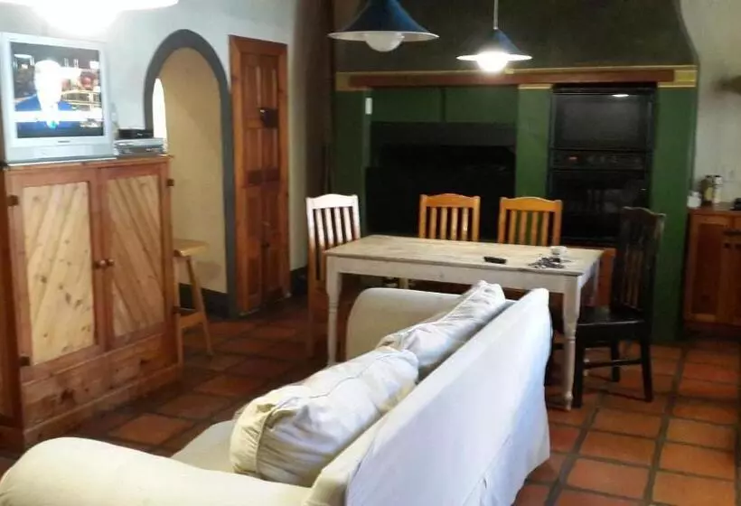 Majatalo House On Plein