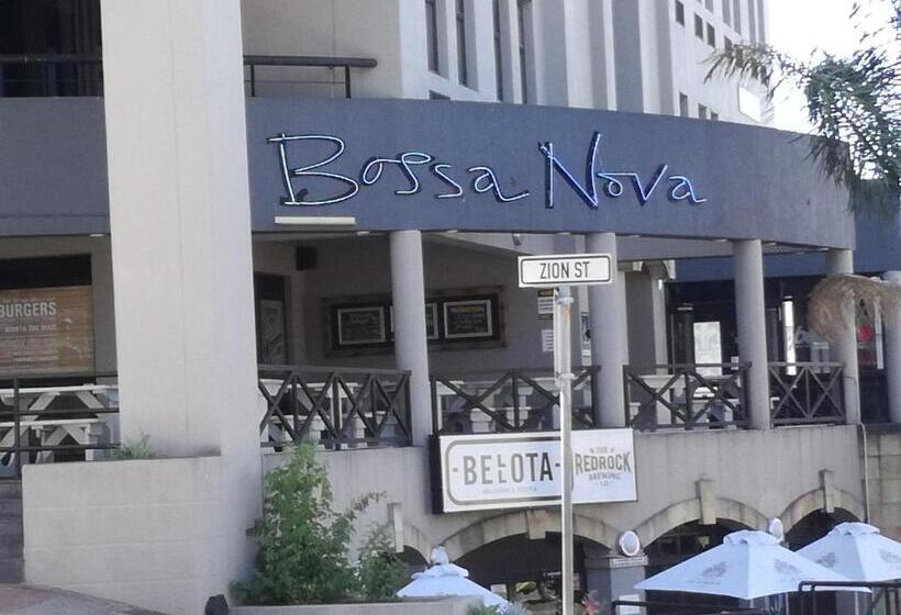 بنسيون House On Plein