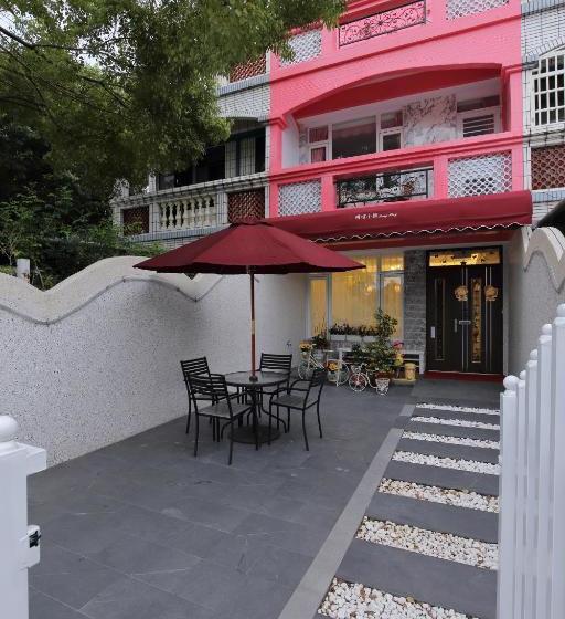 پانسیون Qing Noise Villas