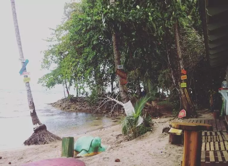 Retkeilymaja El Faro 13 De Puerto Viejo