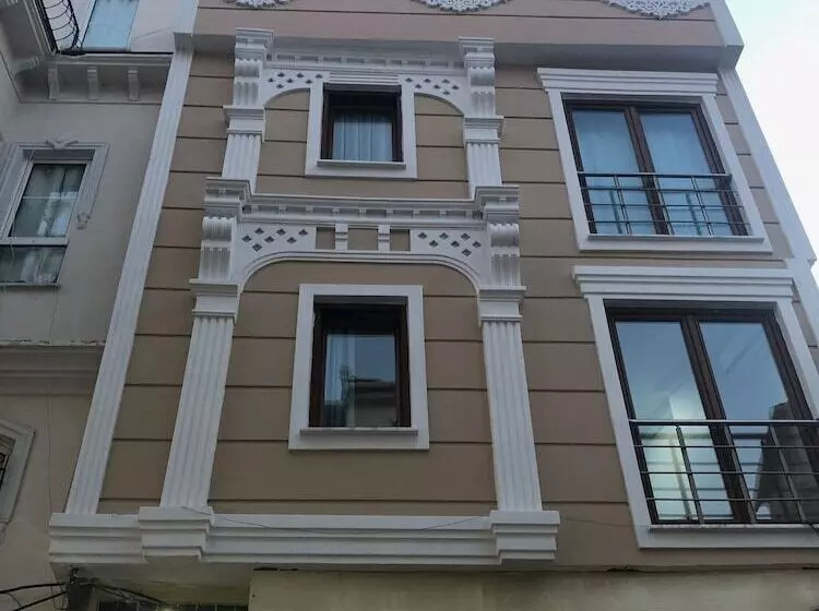 Avsin Residence