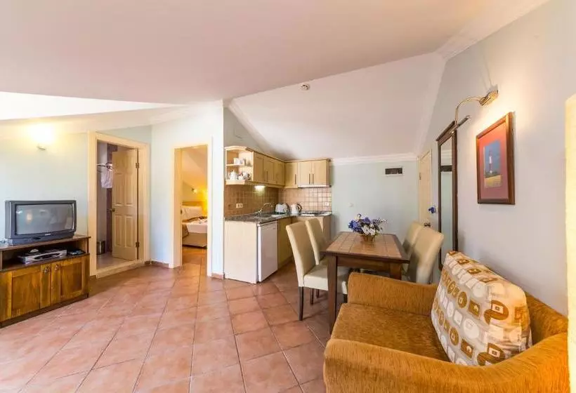 Lighthouse Apartments