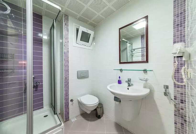 Lighthouse Apartments