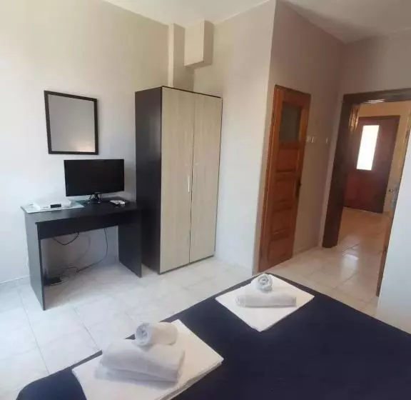 ペンション Guest House Bа́kish Obzor