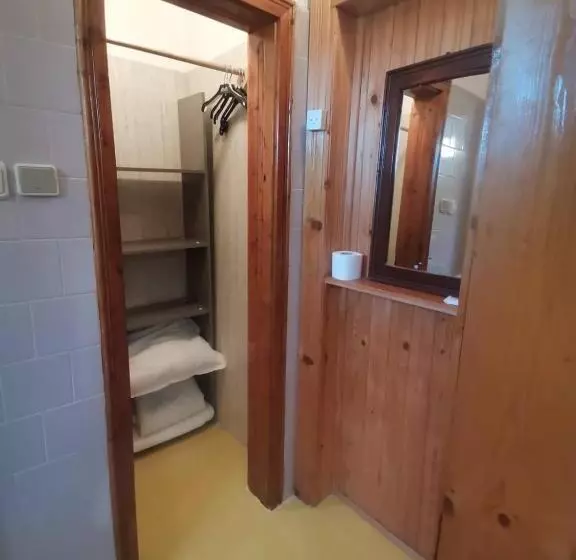 ペンション Guest House Bа́kish Obzor