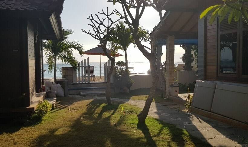 بنسيون Segara Beach Inn