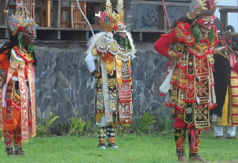 ペンション The Amrita Salt Farm Villas