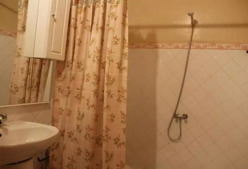 Retkeilymaja Dar Lamrani