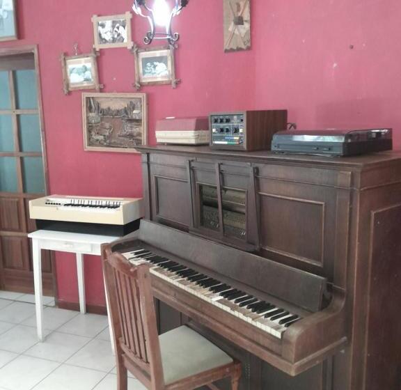 هتل Divin Art B&b