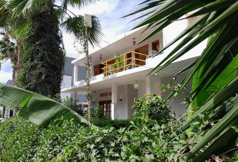 هتل Divin Art B&b