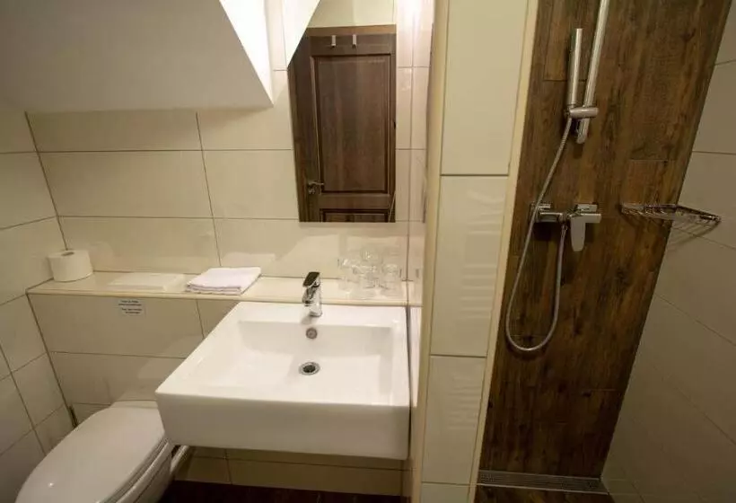 هتل Smrekarjeva Domačija