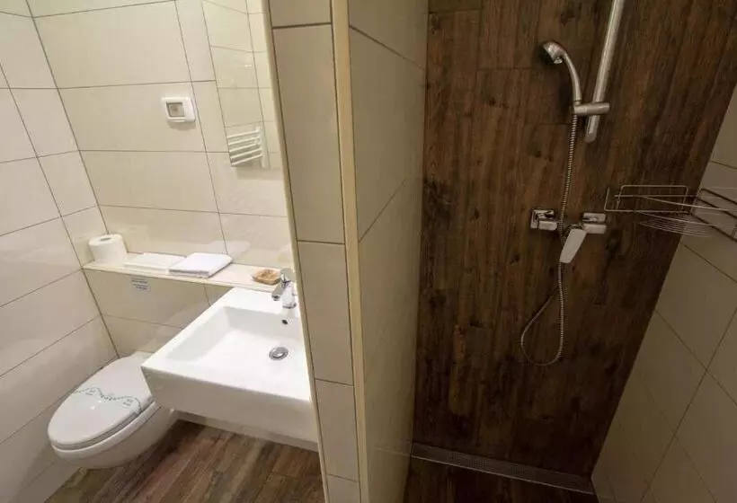 هتل Smrekarjeva Domačija