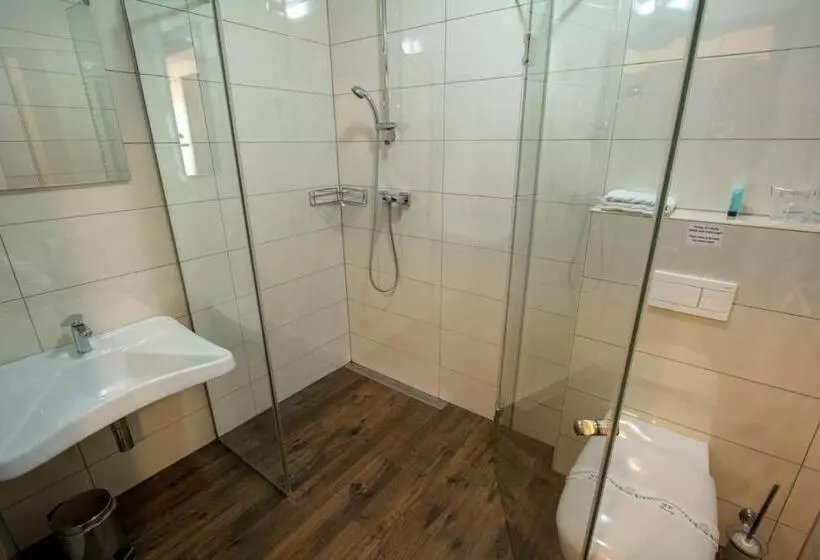 هتل Smrekarjeva Domačija