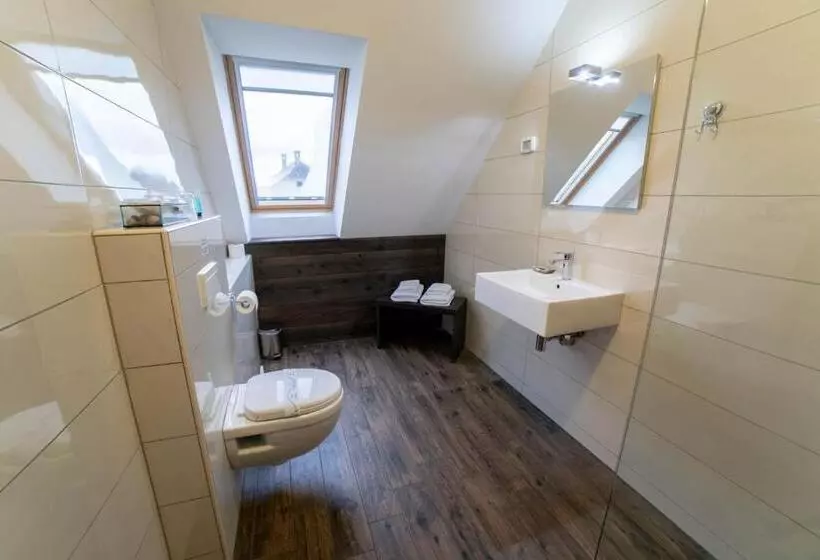 هتل Smrekarjeva Domačija