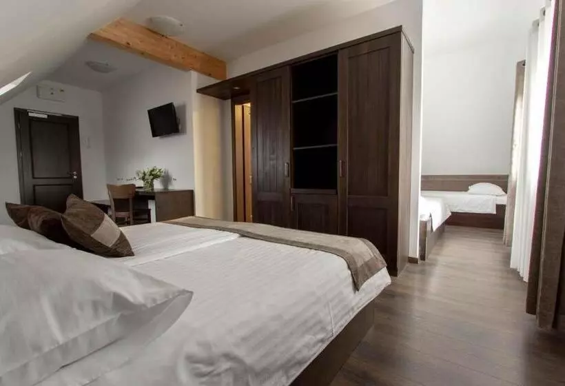 هتل Smrekarjeva Domačija