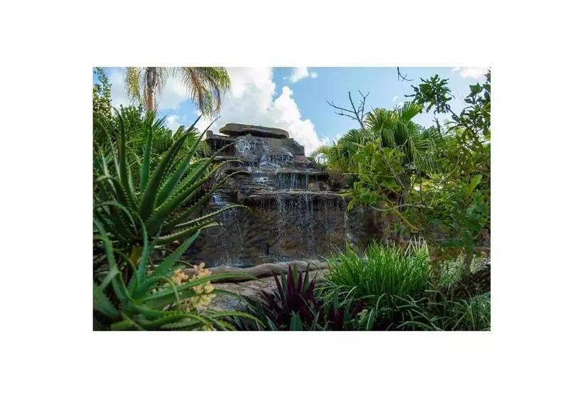 ホテル Vila Velluti