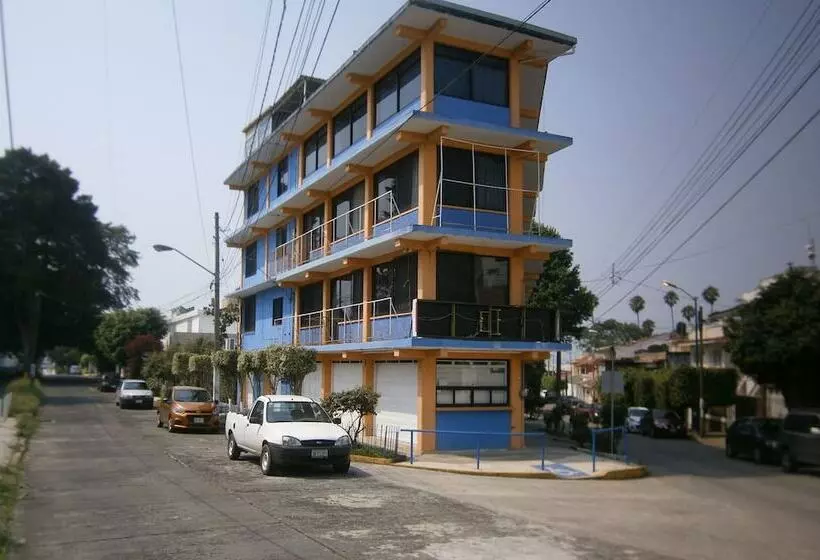 ペンション La Casa Azul