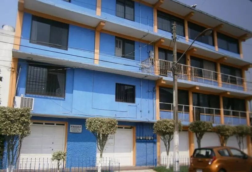 ペンション La Casa Azul