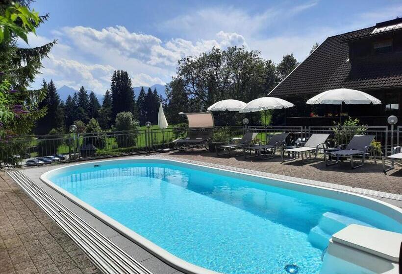 پانسیون Sweet Cherry Boutique & Guesthouse Tyrol