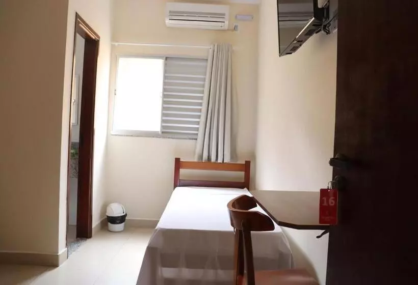 ペンション Graal Inn Queluz