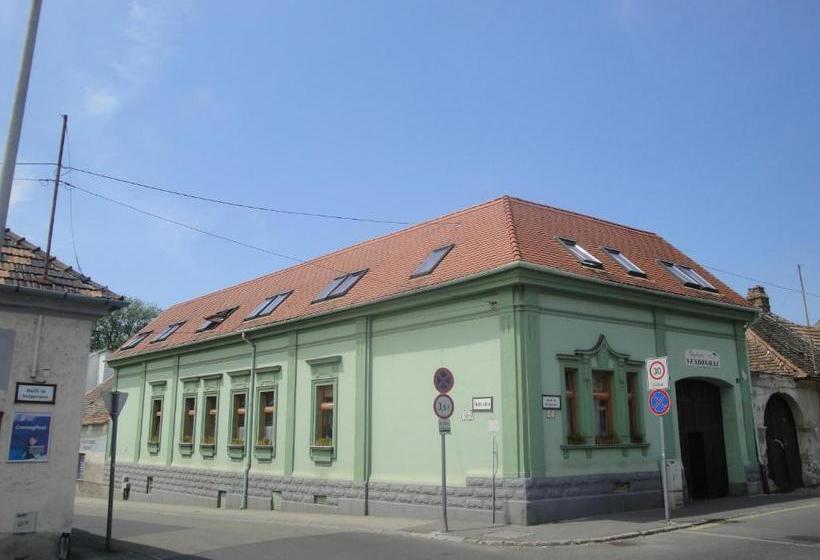 پانسیون Guest House Ringhofer Vendégház