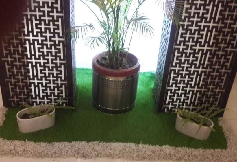 Pensão Indiyaah Inn