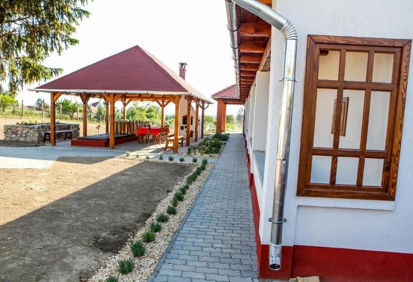 פנסיון Katica Vendégház