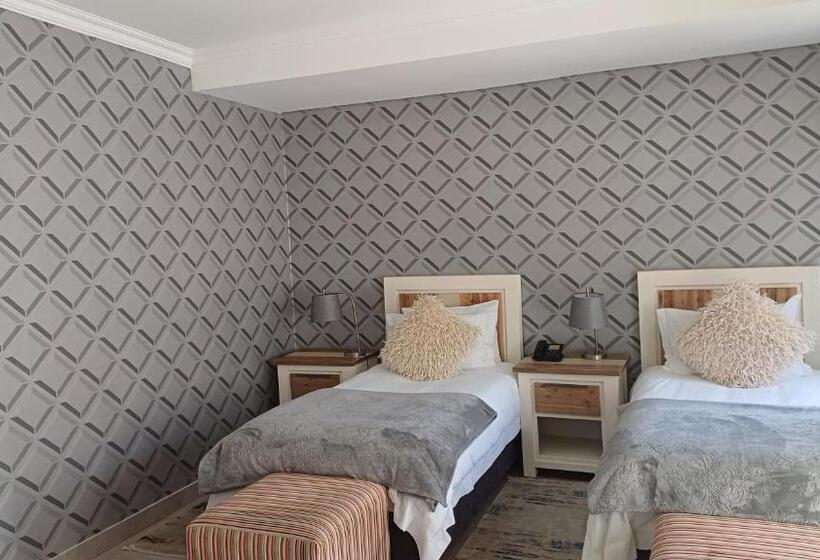 פנסיון The African Penguin Guesthouse