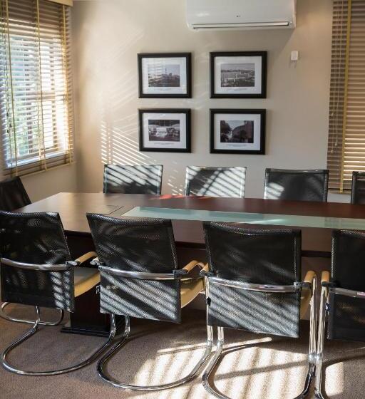 פנסיון The African Penguin Guesthouse