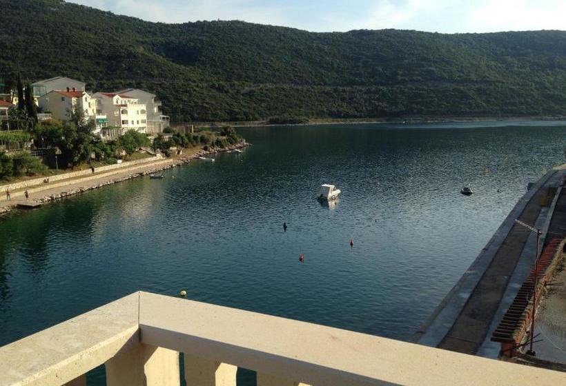 پانسیون Villa Michel