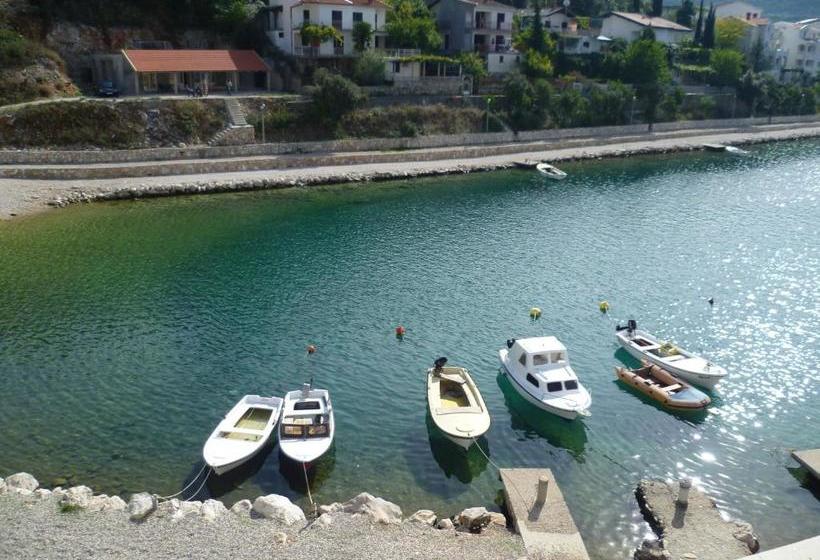 پانسیون Villa Michel