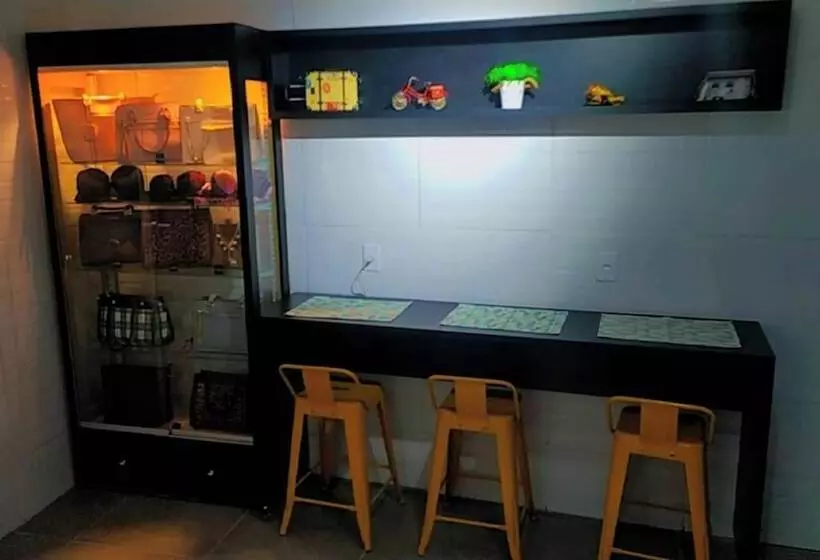 ペンション Vitoria Hostel