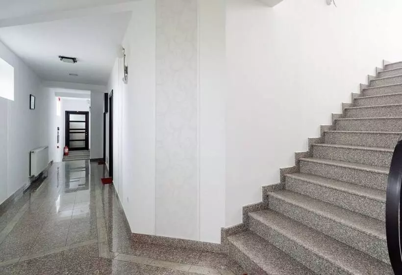 Aparthotel Punct Pe I