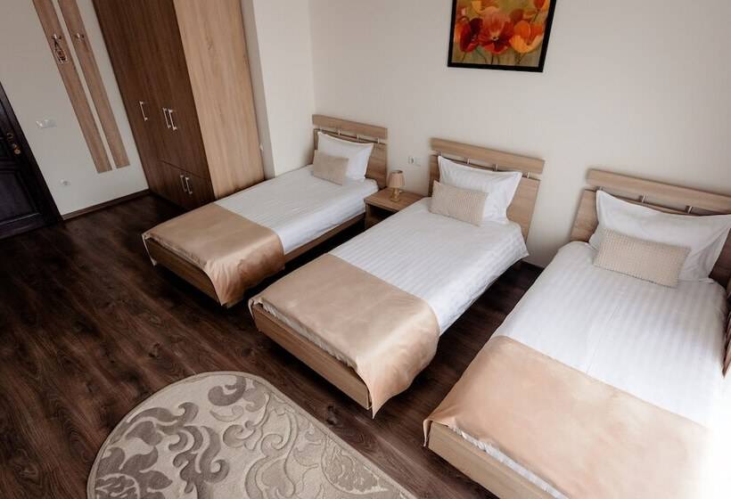 Aparthotel Punct Pe I