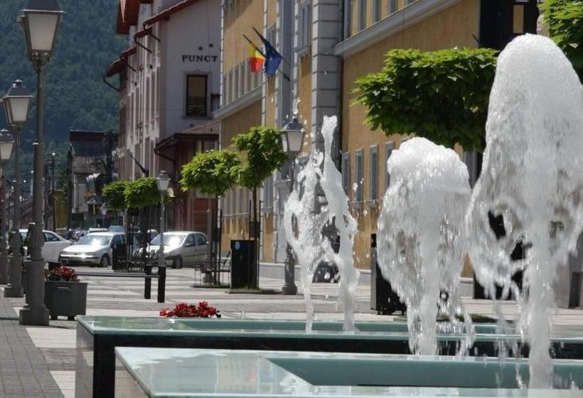 Aparthotel Punct Pe I