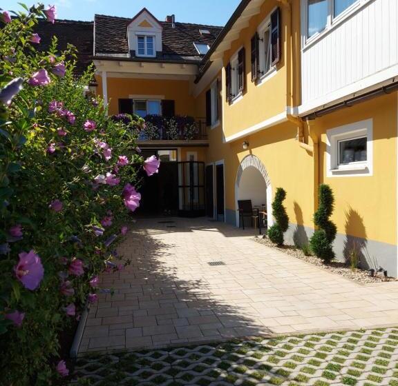 Gästehaus Ferk Frühstückspension, Bed & Breakfast