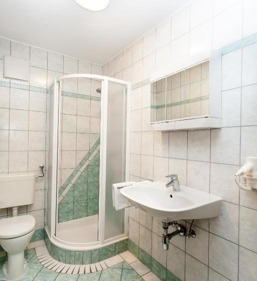 Gästehaus Ferk Frühstückspension, Bed & Breakfast