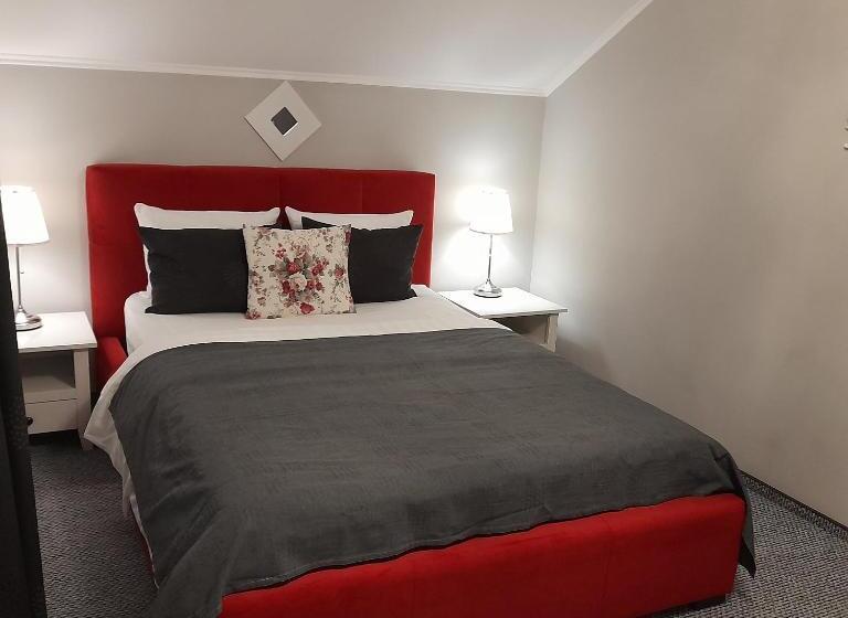 پانسیون Casa Alina