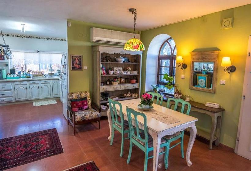 Desert Bird Guest House