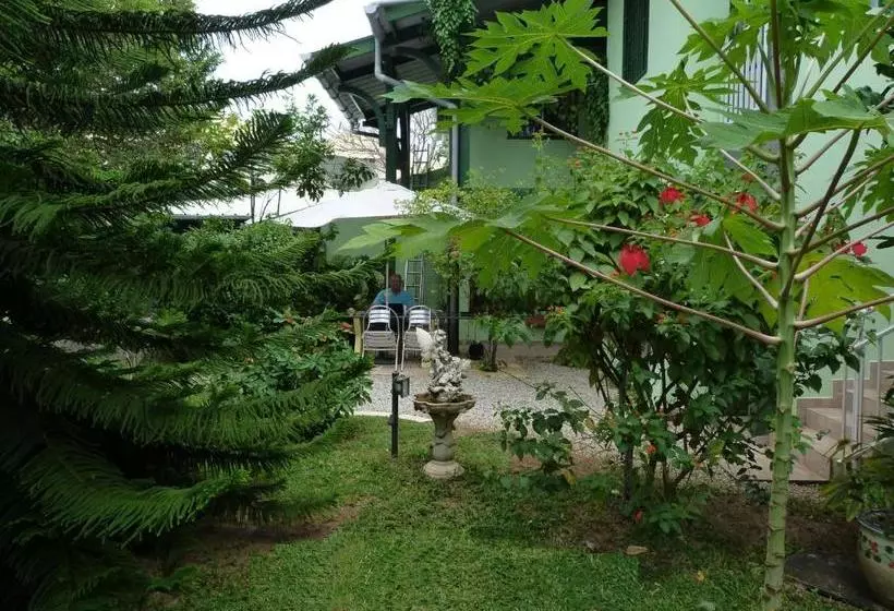 پانسیون Lodge Takini 4