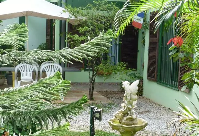 پانسیون Lodge Takini 4